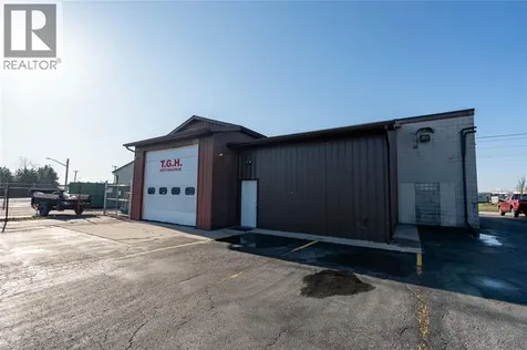 800 Campbell Street Sarnia ON N7T 2J7