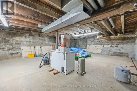 400 King Street West Gananoque ON K7G 2G9