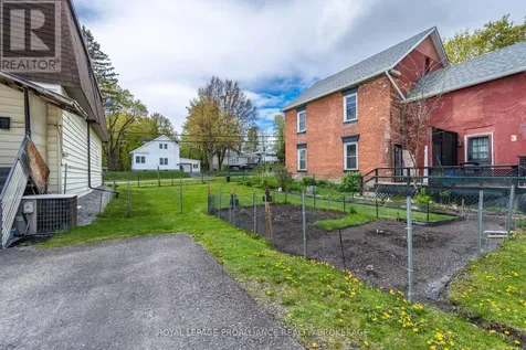 400 King Street West Gananoque ON K7G 2G9