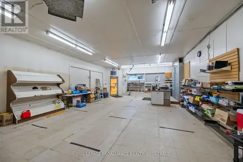 400 King Street West Gananoque ON K7G 2G9