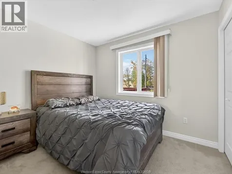 3859 Clara Avenue Windsor ON N9E 4X6