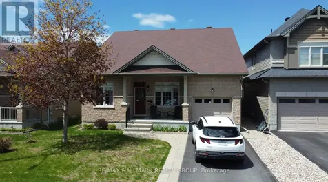 533 Peerless Street Ottawa ON K2J 6A5