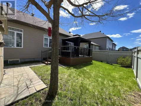 533 Peerless Street Ottawa ON K2J 6A5