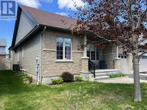 533 Peerless Street Ottawa ON K2J 6A5