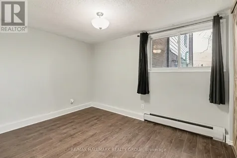 898 Elmsmere Road Ottawa ON K1J 7T6