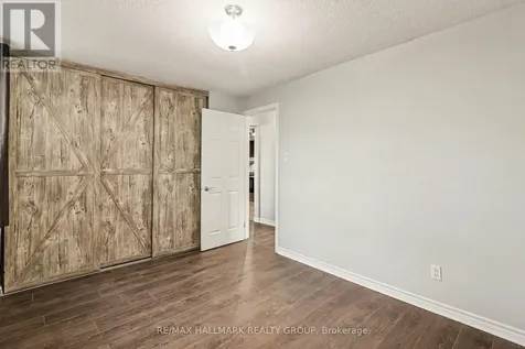 898 Elmsmere Road Ottawa ON K1J 7T6