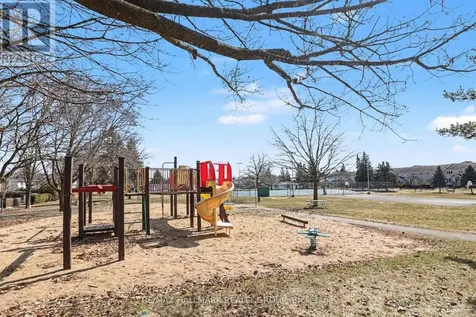 898 Elmsmere Road Ottawa ON K1J 7T6