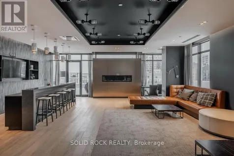 255 Bay Street Ottawa ON K1R 0C5