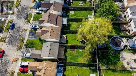 35 Camrose Court Kitchener ON N2M 5J3