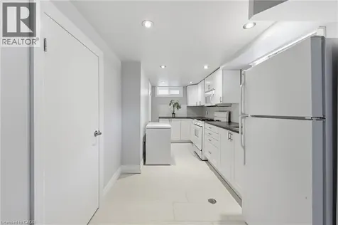 168 Nugent Drive Hamilton ON L8H 2N4