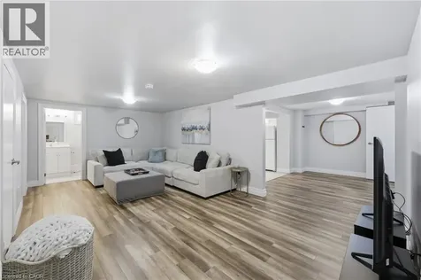 168 Nugent Drive Hamilton ON L8H 2N4