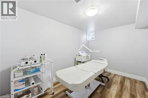 168 Nugent Drive Hamilton ON L8H 2N4