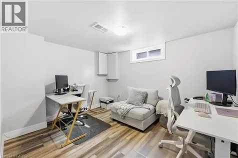 168 Nugent Drive Hamilton ON L8H 2N4