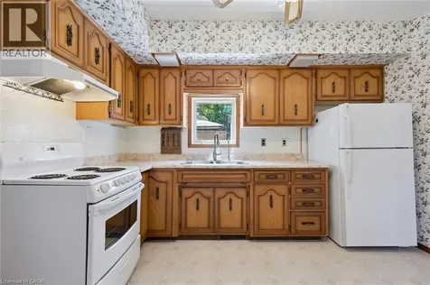 12 Market Street Kitchener ON N2K 1H2