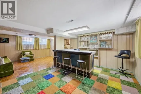 12 Market Street Kitchener ON N2K 1H2