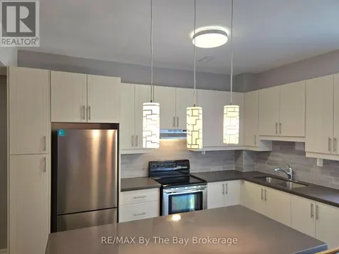 93 Allegra Drive Wasaga Beach ON L9Z 1P2