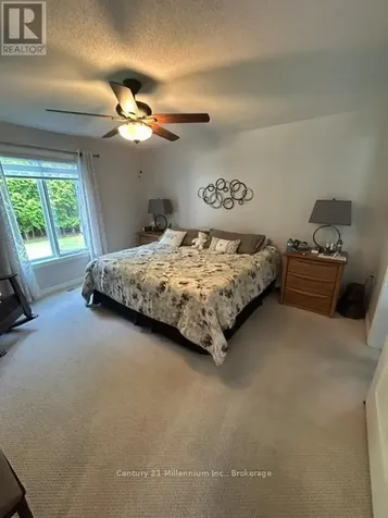 8 Kentucky Avenue Wasaga Beach ON L9Z 3A8
