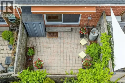 463 Blathwayte Lane Burlington ON L7S 1Y4