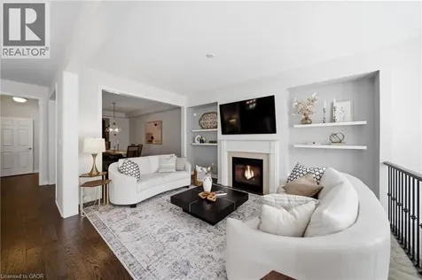 2466 Village Common Oakville ON L6M 0S2