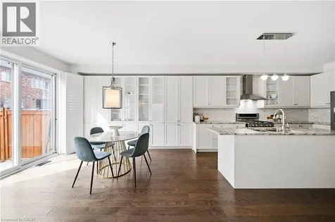 2466 Village Common Oakville ON L6M 0S2