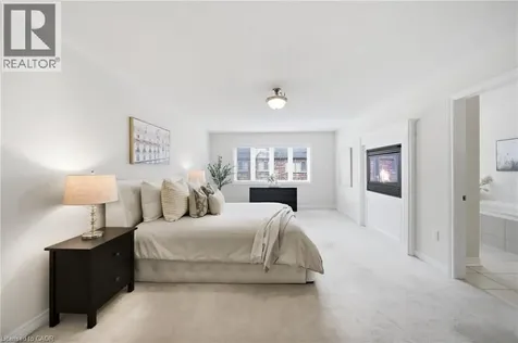 2466 Village Common Oakville ON L6M 0S2