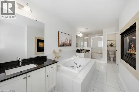 2466 Village Common Oakville ON L6M 0S2