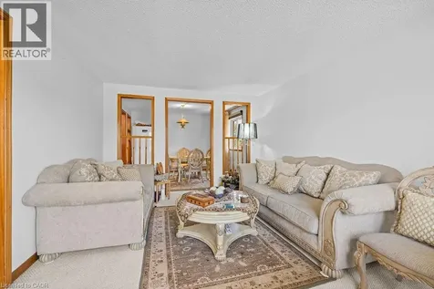 140 Solomon Crescent Hamilton ON L8W 2G7