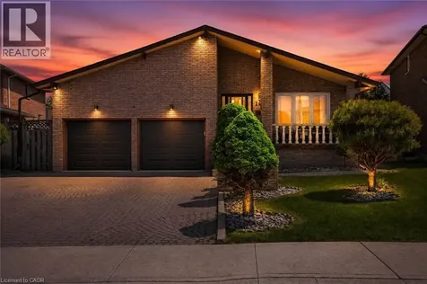 140 Solomon Crescent Hamilton ON L8W 2G7