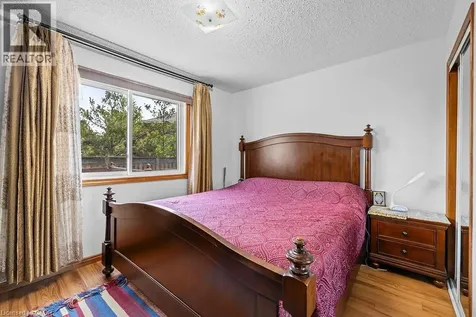 140 Solomon Crescent Hamilton ON L8W 2G7