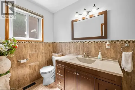 140 Solomon Crescent Hamilton ON L8W 2G7