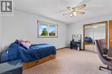 140 Solomon Crescent Hamilton ON L8W 2G7