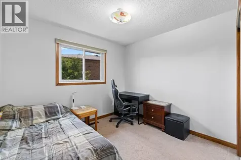 140 Solomon Crescent Hamilton ON L8W 2G7