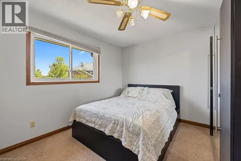140 Solomon Crescent Hamilton ON L8W 2G7