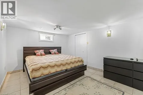 140 Solomon Crescent Hamilton ON L8W 2G7