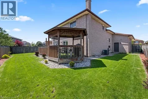 140 Solomon Crescent Hamilton ON L8W 2G7
