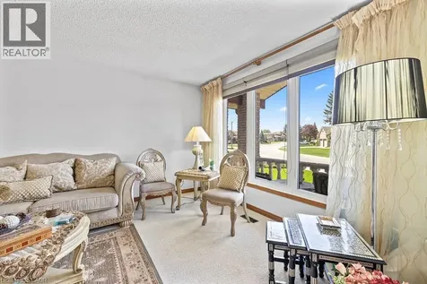 140 Solomon Crescent Hamilton ON L8W 2G7