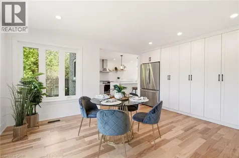 2347 Tweedsmuir Court Burlington ON L7P 4K9
