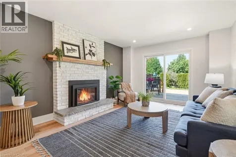 2347 Tweedsmuir Court Burlington ON L7P 4K9
