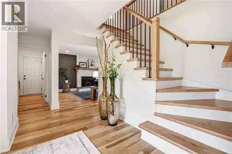 2347 Tweedsmuir Court Burlington ON L7P 4K9