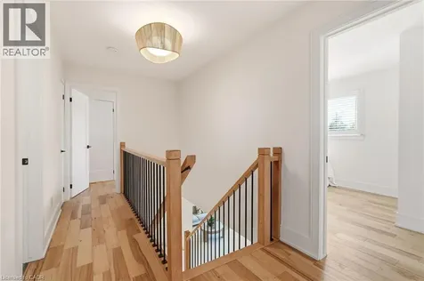 2347 Tweedsmuir Court Burlington ON L7P 4K9