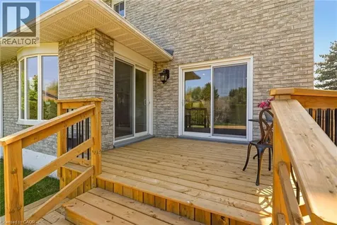 2347 Tweedsmuir Court Burlington ON L7P 4K9