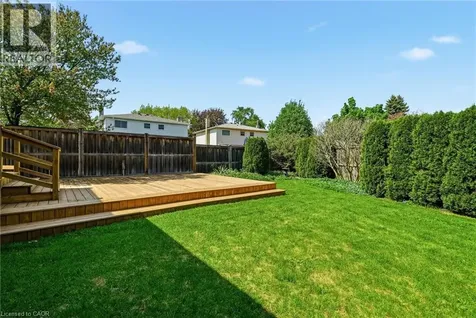 2347 Tweedsmuir Court Burlington ON L7P 4K9