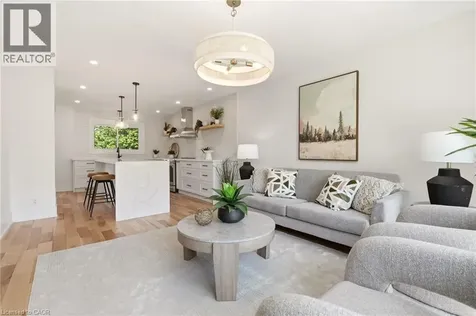 2347 Tweedsmuir Court Burlington ON L7P 4K9