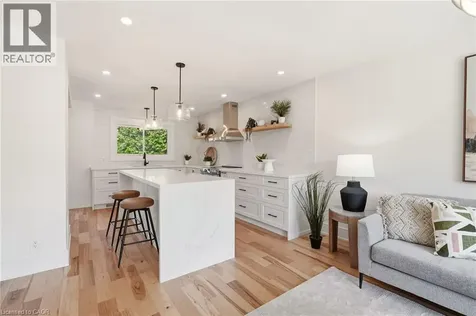2347 Tweedsmuir Court Burlington ON L7P 4K9