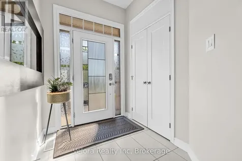 352 Warmstone Drive Ottawa ON K2S 0W3