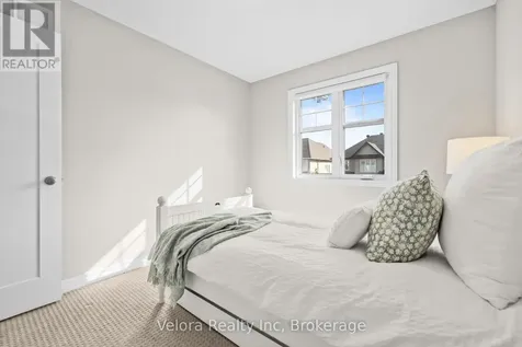 352 Warmstone Drive Ottawa ON K2S 0W3