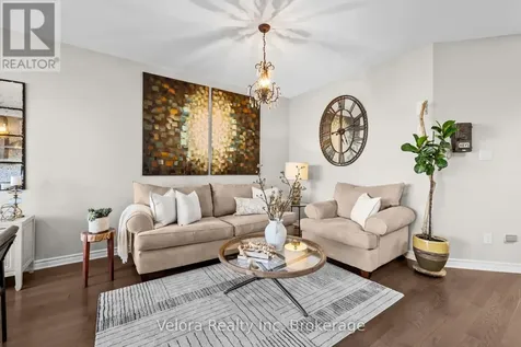 352 Warmstone Drive Ottawa ON K2S 0W3