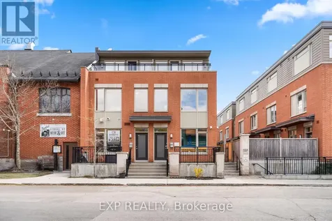 360 Ravenhill Avenue East Ottawa ON K2A 1S5