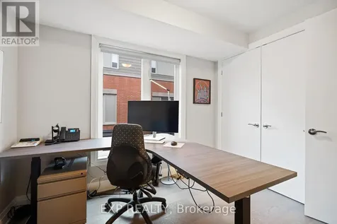 360 Ravenhill Avenue East Ottawa ON K2A 1S5