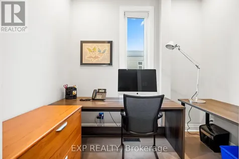 360 Ravenhill Avenue East Ottawa ON K2A 1S5